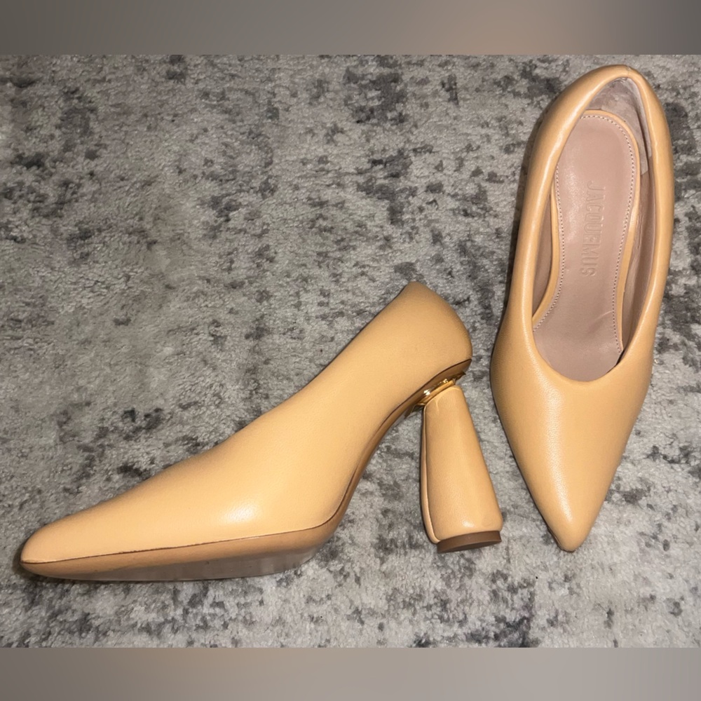 Jacquemus Heels new slightly used. In perfect condition. - Picture 2 of 4